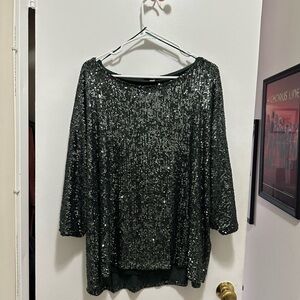 NWOT Cable & Gauge green dolman sequin top